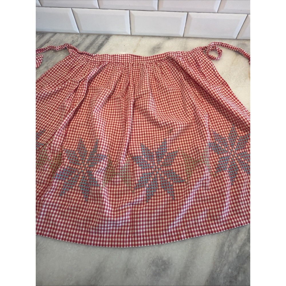 Vintage Hand Made Half Apron With Embroidery Red and White Check - Picture 4 of 9